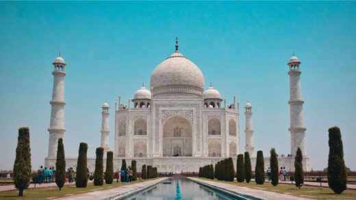 Taj Mahal Diancam Bom, 1.500 Wisatawan Dievakuasi Darurat